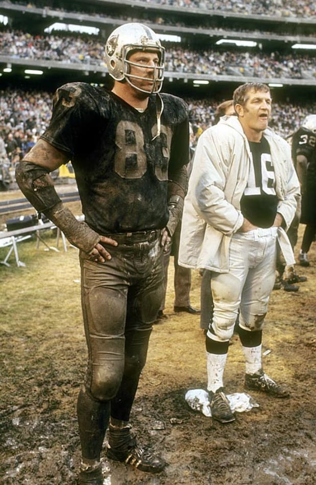 Classic Photos of the Oakland Raiders - Sports Illustrated