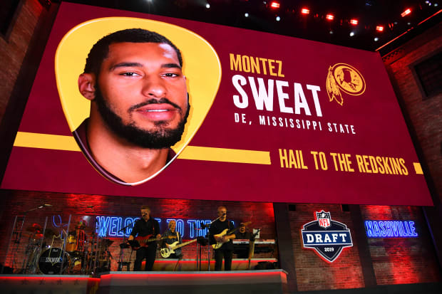 Washington Redskins Edge De Montez Sweat Under Skins Spotlight Sports Illustrated Washington Football News Analysis And More