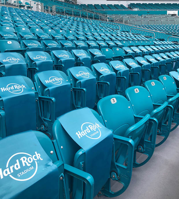 Hard Rock Stadium Fun Facts & Secrets of the Miami Dolphins Stadium -  Thrillist