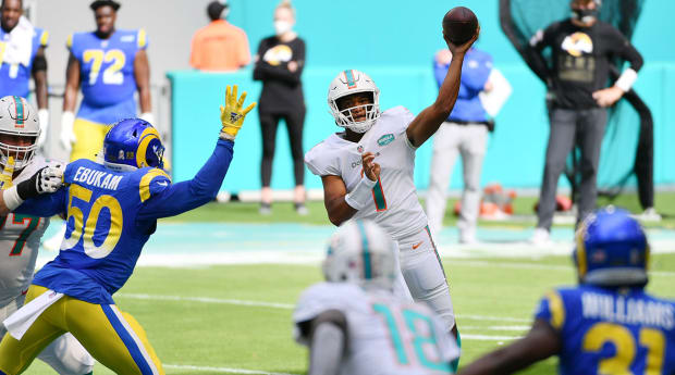 Tua Tagovailoa (Miami Dolphins) Hero Series NFL Bobblehead by FOCO