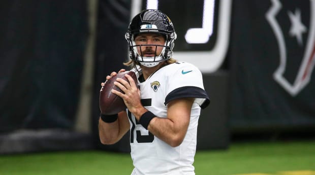 Justin Herbert contract underlines Bears' need to fully evaluate