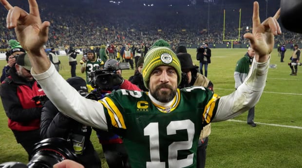 New on SI: NFL Executives Overwhelmingly Pick Aaron Rodgers for MVP, More Award Picks