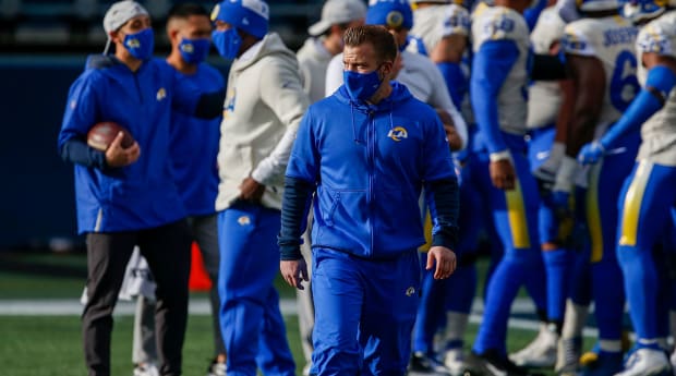 Los Angeles Rams, Baker Mayfield Show Fight Amid Freeze, Trail Green Bay  Packers, Aaron Rodgers at Halftime - Sports Illustrated LA Rams News,  Analysis and More