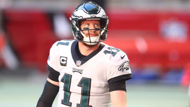 Eagles counting on Carson Wentz to build on his late 2019 success
