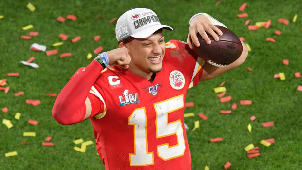 Patrick Mahomes leads Chiefs to Super Bowl LIV victory over 49ers - Sports  Illustrated