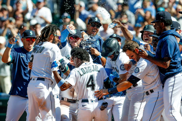 Mariners draw strong message from Seahawks after dramatic walk-off win vs  Rangers