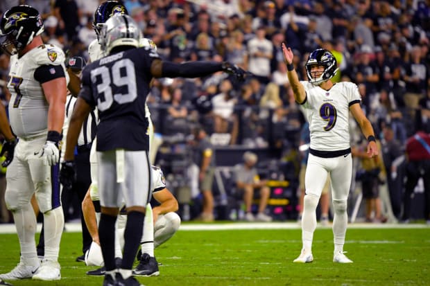 Justin Tucker Explains His Two Missed Kicks in Windy Buffalo