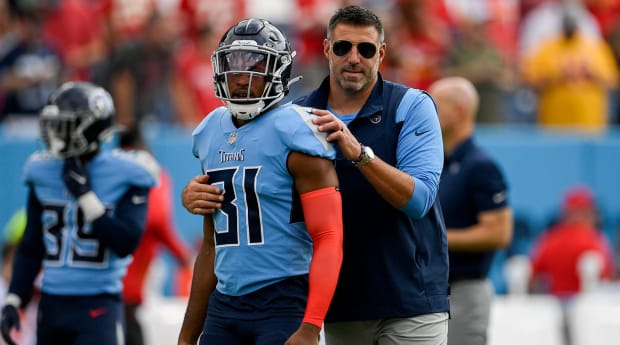 Tennessee Titans hold informal meetings with two intriguing EDGE