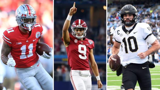 Ranking the Top 25 QBs in college football in 2022