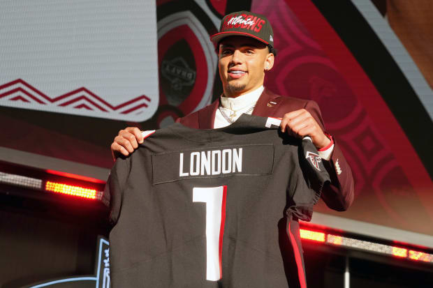 Atlanta Falcons NFL Draft Grades 2022: Drake London the first WR selected