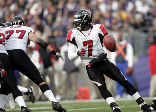 Michael Vick Returns For Falcons Final Game In The Georgia Dome