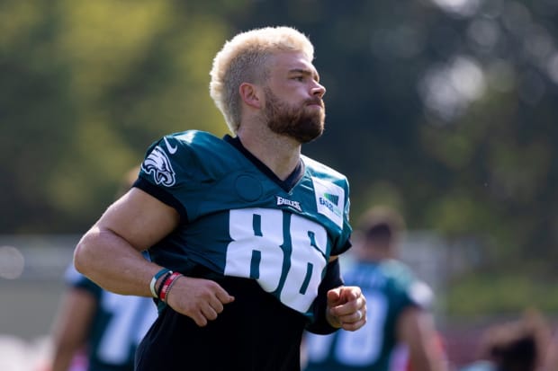 Zach Ertz happy once again in Philadelphia: 'This is the place I want to  retire'