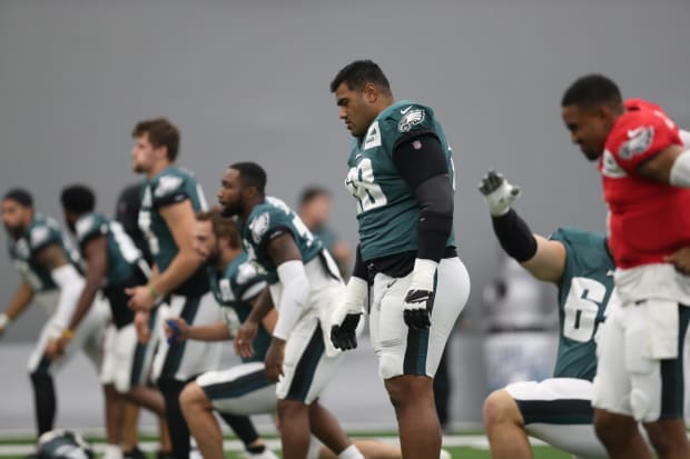 Jordan Mailata Proved he Should Start in 2021 - Sports Illustrated  Philadelphia Eagles News, Analysis and More