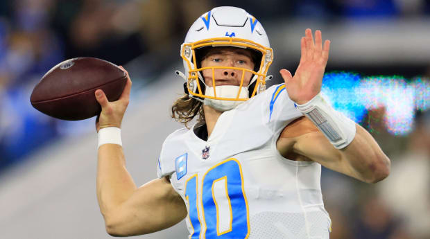 Chargers News: Kellen Moore Embraces Challenge Posed by Titans Run Defense  - Sports Illustrated Los Angeles Chargers News, Analysis and More