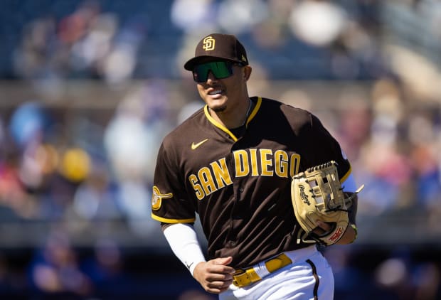 Padres Sign Third Baseman Manny Machado to New 11 — Year Contract, by  FriarWire