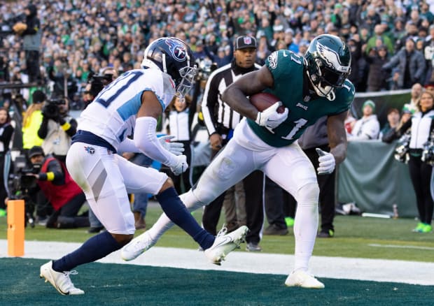 Eagles' A.J. Brown proves a point against Titans in 35-10 win