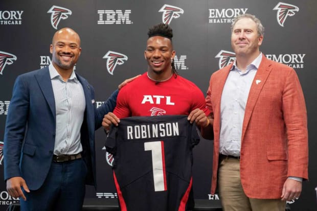 2023 NFL Offensive Rookie of the Year Odds, Picks: Bet Bijan Robinson