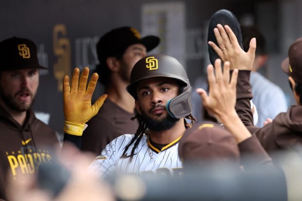 Padres' Batting Reaches League-Low in Winless Series vs Dodgers