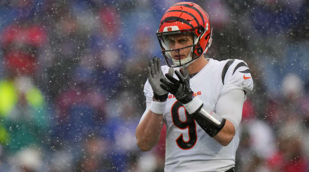 Bengals: What Chargers-Justin Herbert contract extension means for Joe  Burrow