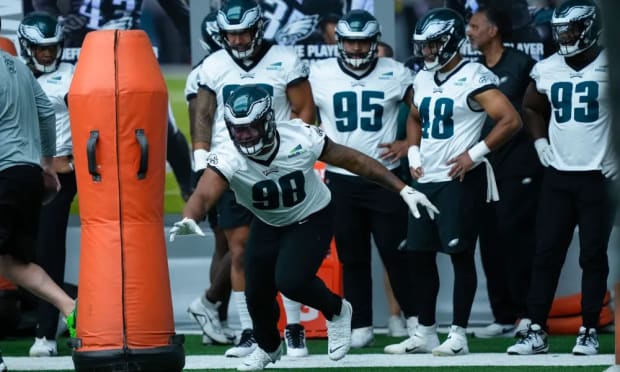 Philadelphia Eagles vs. Commanders: 'Clutch' Play, Reed Blankenship's  Heroics, Nicholas Morrow's New Skill - Sports Illustrated Philadelphia  Eagles News, Analysis and More