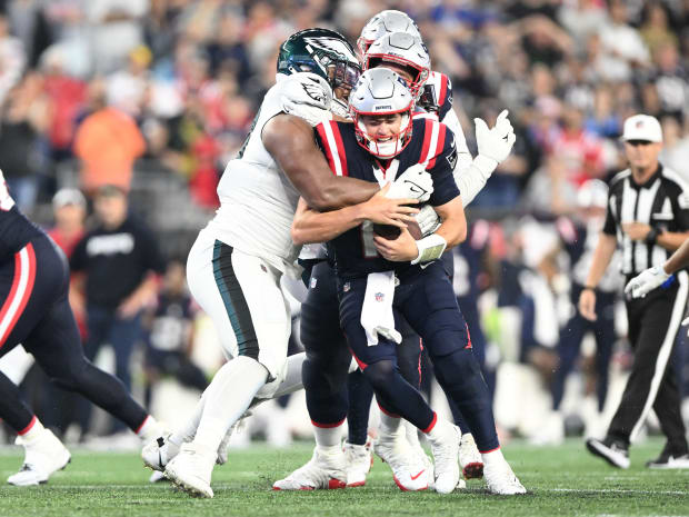 'Money's Worth!' Philadelphia Eagles' Arryn Siposs Roster Move a Week 1  Winner at New England Patriots - Sports Illustrated Philadelphia Eagles  News, Analysis and More