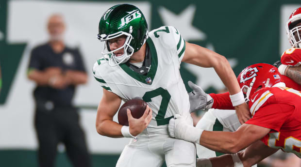 Robert Saleh's Patient Approach With Zach Wilson Pays Off in Jets' Loss to  Chiefs - Sports Illustrated