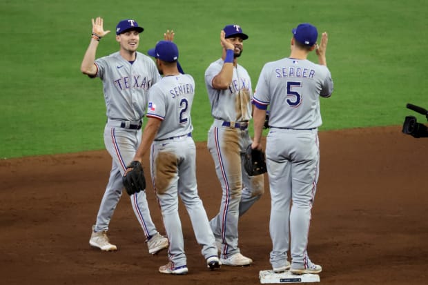 Rangers earn 2nd consecutive World Series berth