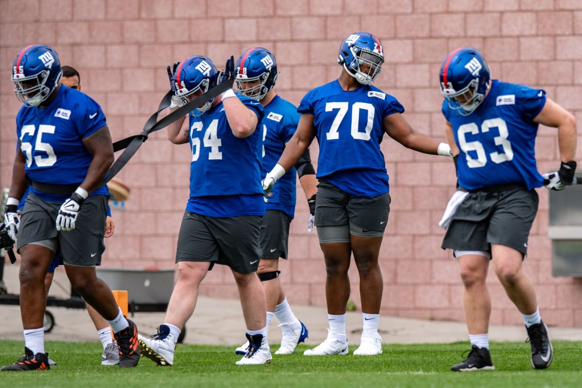 Flowers provides options for the Giants' offensive line