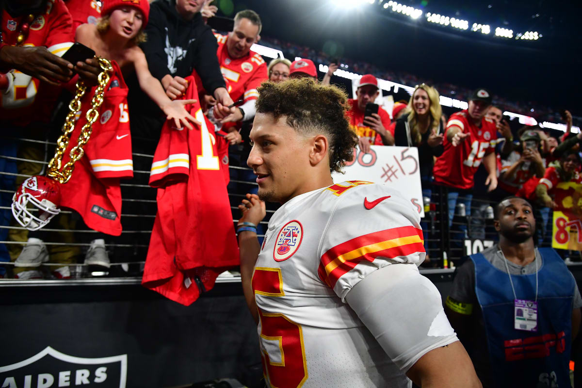 How to watch every Kansas City Chiefs game this season, including this  week's Las Vegas Raiders game - CBS News