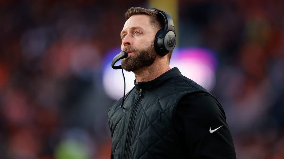 Bears to Interview Kliff Kingsbury for NFL Role As Caleb Williams Decision Looms