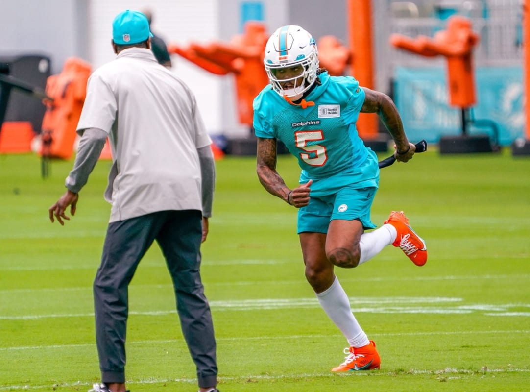 Dolphins New Look Vic Fangio Defense Features Jalen Ramsey