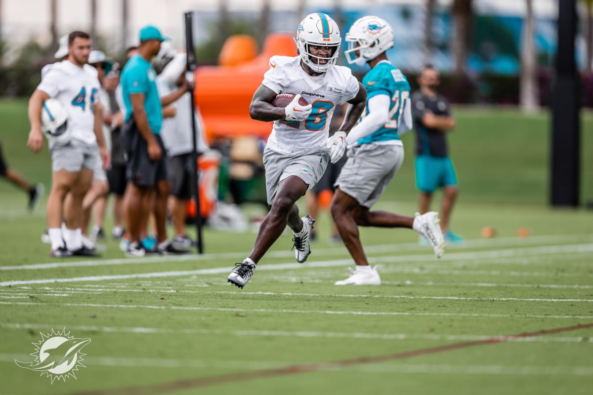 Why Shouldn't De'Von Achane's Inactivity for the Dolphins' Season Opener be  Considered a Surprise? - BVM Sports