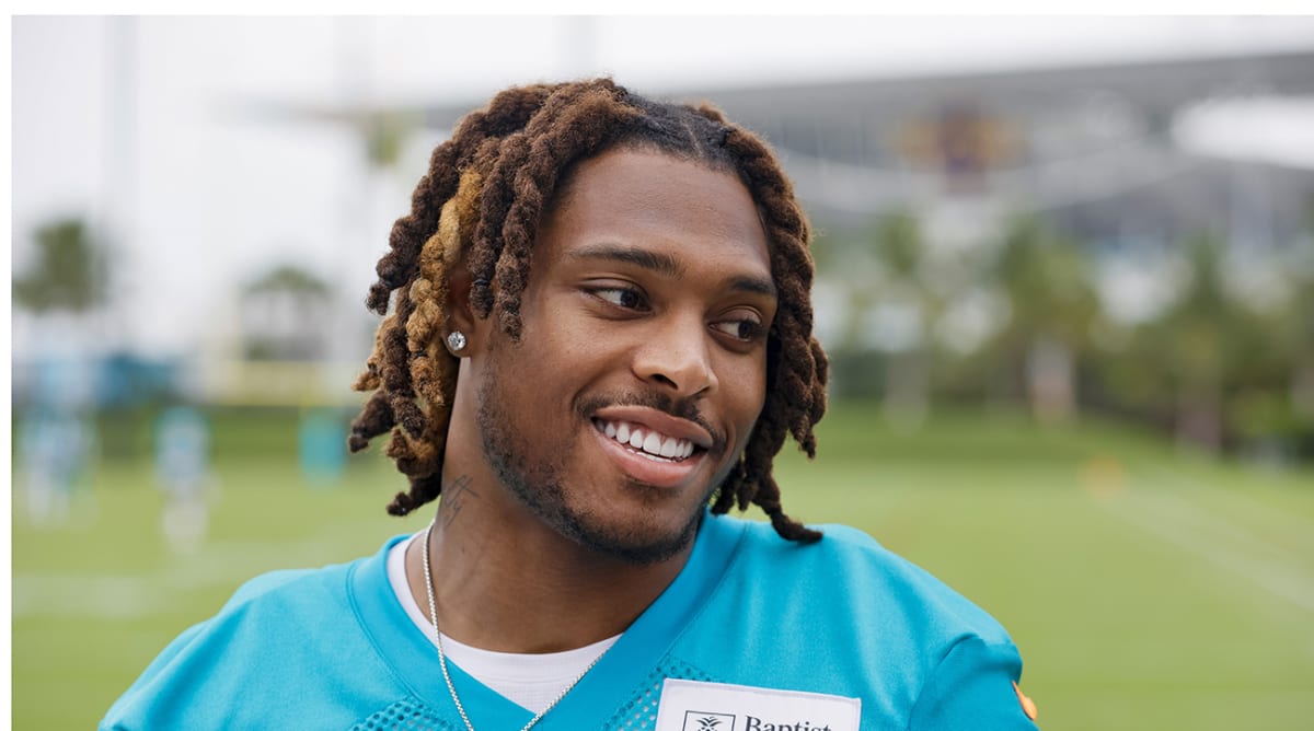 Dolphins star Jalen Ramsey breaks silence on meniscus surgery with