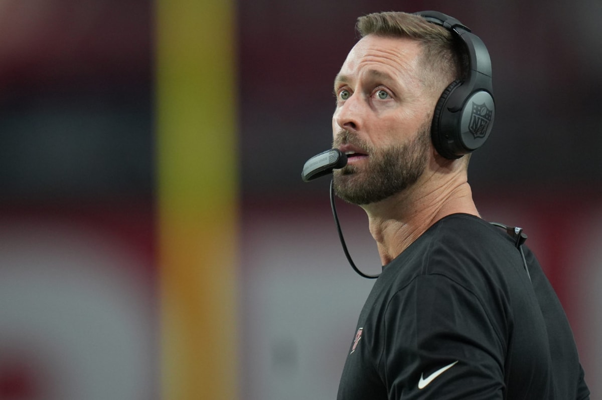 Kliff Kingsbury Labeled OC Candidate for Bears - BVM Sports