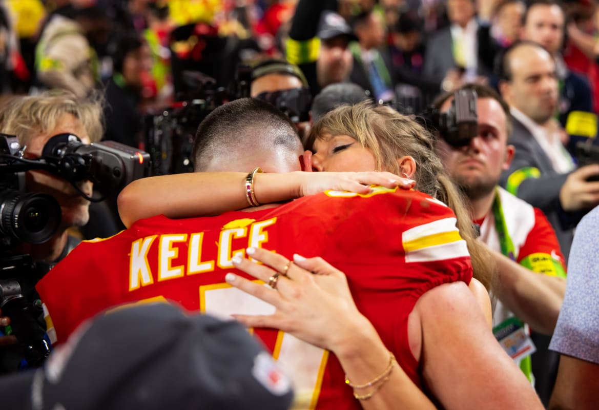 Travis Kelce, Taylor Swift Found Perfect Way to Celebrate Super Bowl Win With One of Her Hit Songs