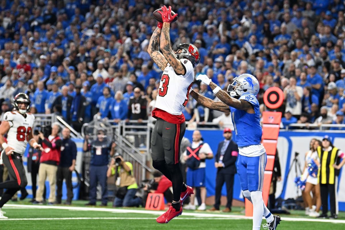 Tampa Bay Buccaneers Mike Evans Signs 52m Deal New York Jets Eye