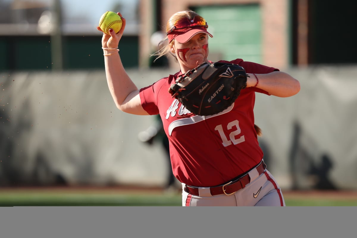 Alabama Crimson Tide Softball Dominates Green & Gold Classic with 130