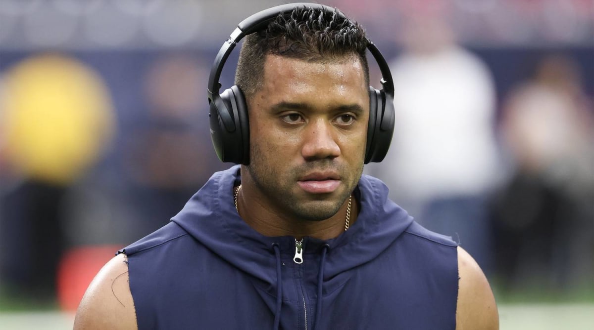 Report: Russell Wilson Had Unexpected Meeting With NFC Team Before ...