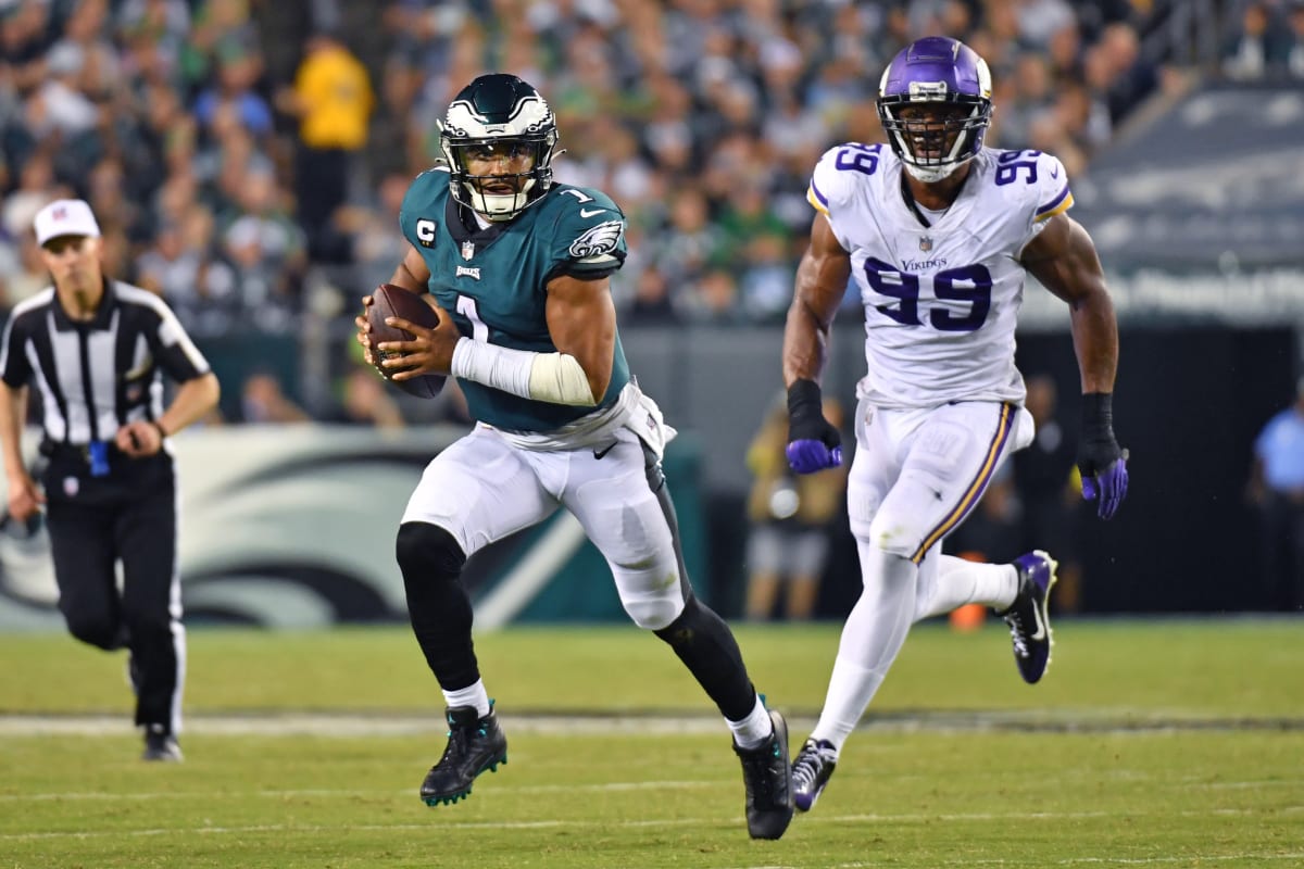 Vikings look to bounce back against Eagles