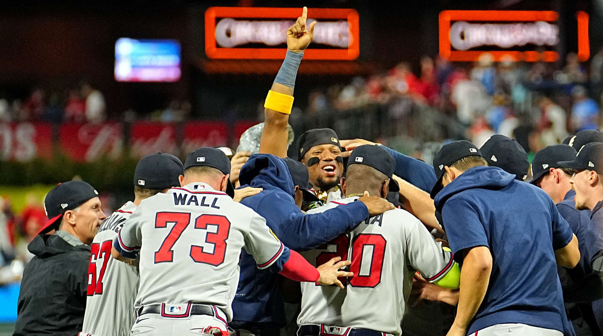 MLB: Braves win 6th straight NL East title with 4-1 win over