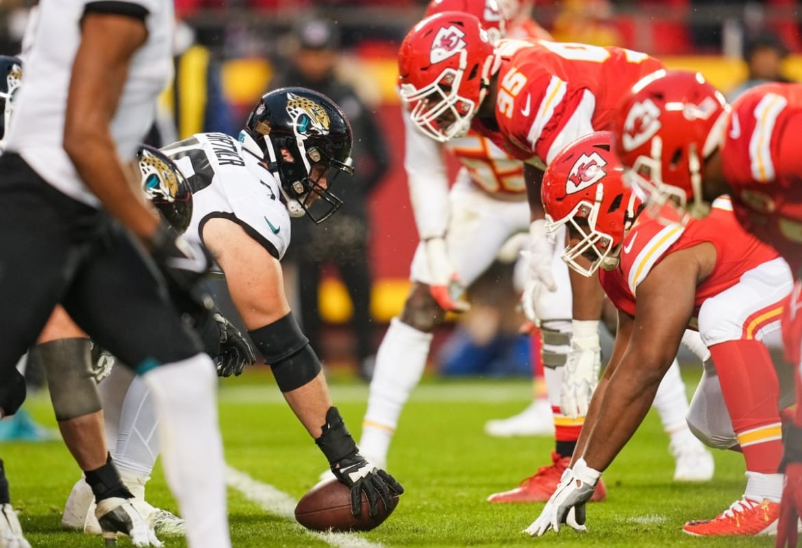 Jacksonville Jaguars' rookie center Luke Fortner impresses - BVM Sports