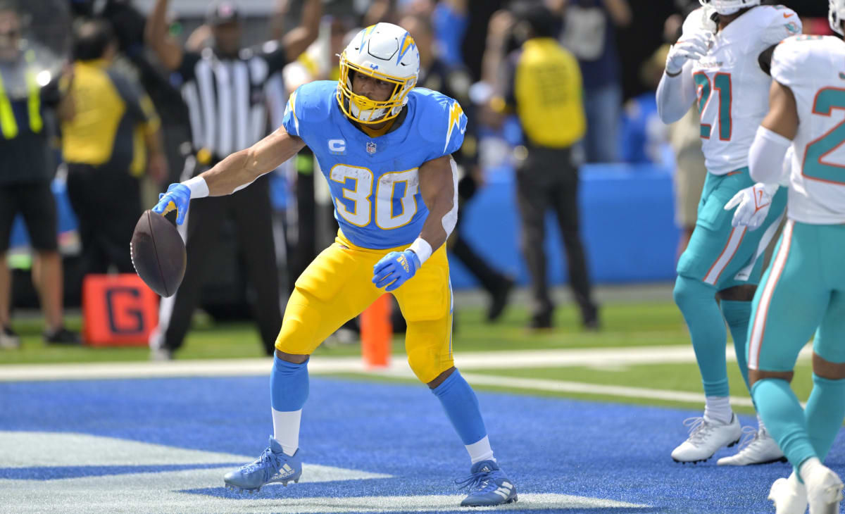 Chargers News: Instant reaction to the Chargers new uniforms - Bolts From  The Blue