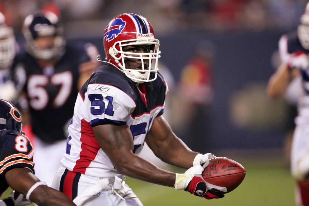 Former All-Pro linebacker Takeo Spikes named Bills Legend of the Game for  Week 2 - BVM Sports