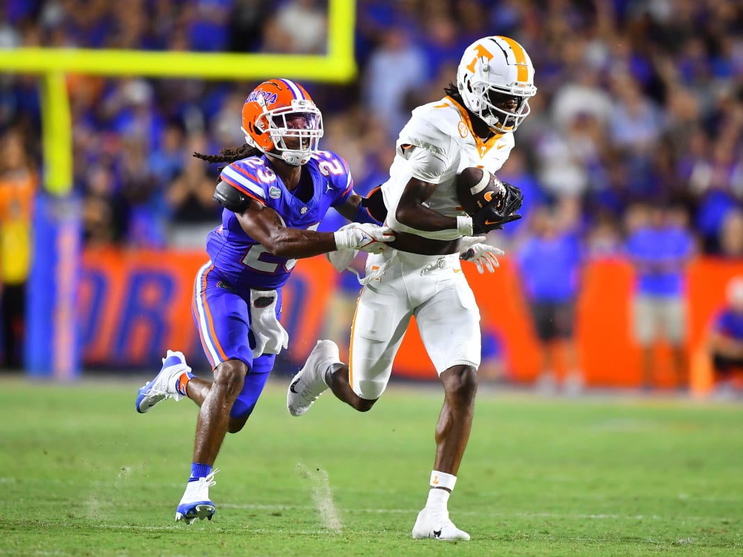 No. 3 Gators Tussle Tigers in Home Series - Florida Gators