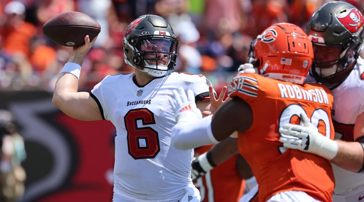 The Falcons' new jerseys made all the mistakes the Buccaneers didn't 