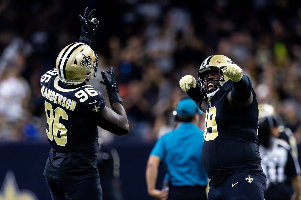 Saints defense extends streak of allowing fewer than 20 points to 10 games  in Monday's win over Panthers