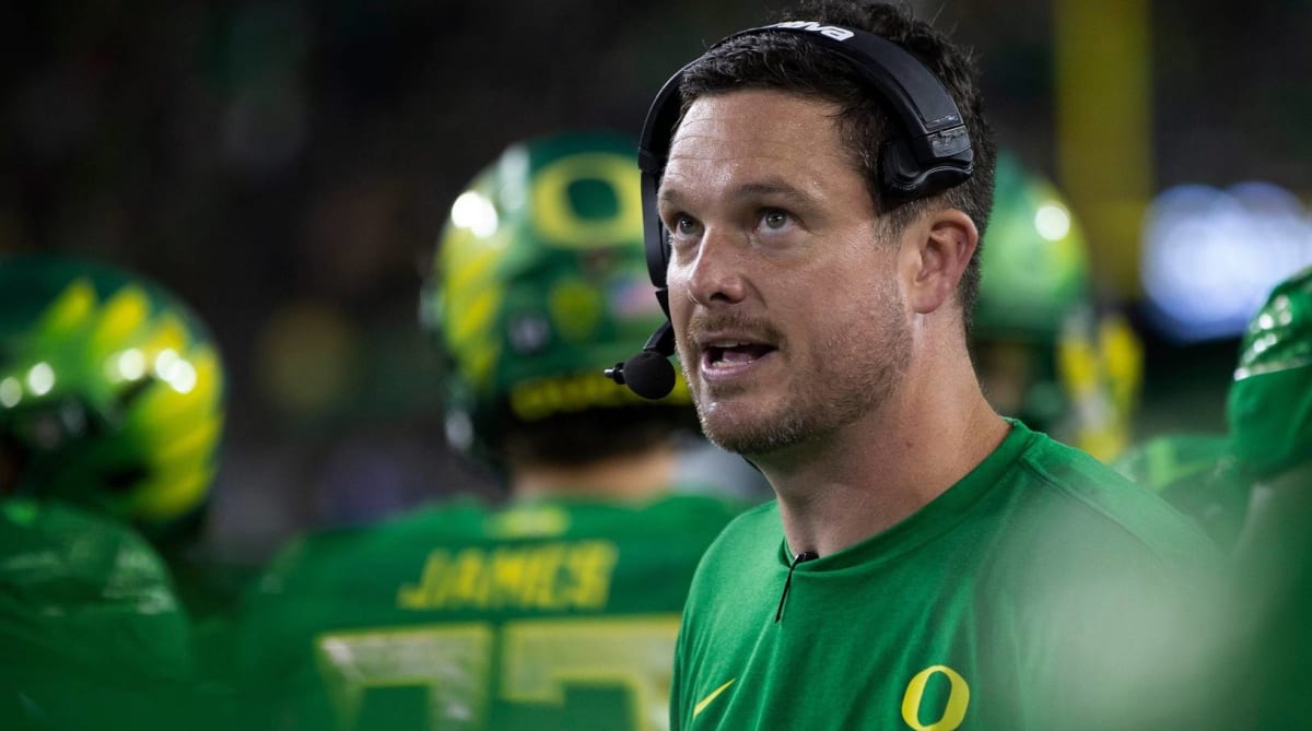 Hot Clicks: The Top Oregon Ducks Stories of the Week - Sports Illustrated Oregon  Ducks News, Analysis and More