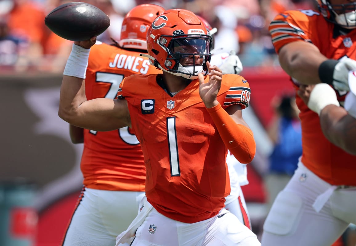 Bears' Justin Fields, Coach Troll Critics With Pointed Embrace at  Thursday's Practice