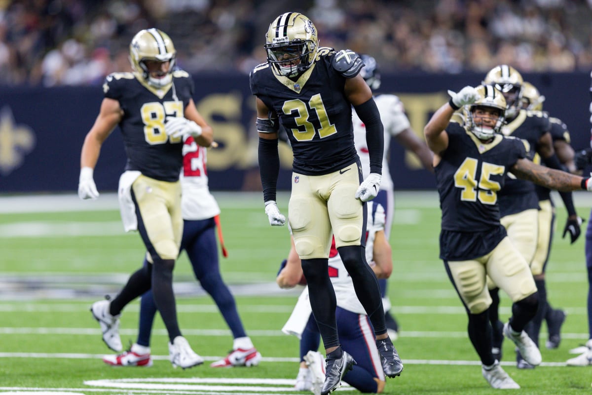 Saints Injury Roundup: Howden, Ruiz, Adebo Ruled Out for Week 4