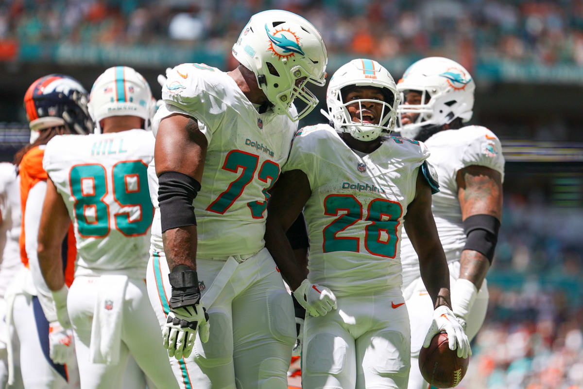 Game Recap: Dolphins Break Franchise Scoring Record, Dominate